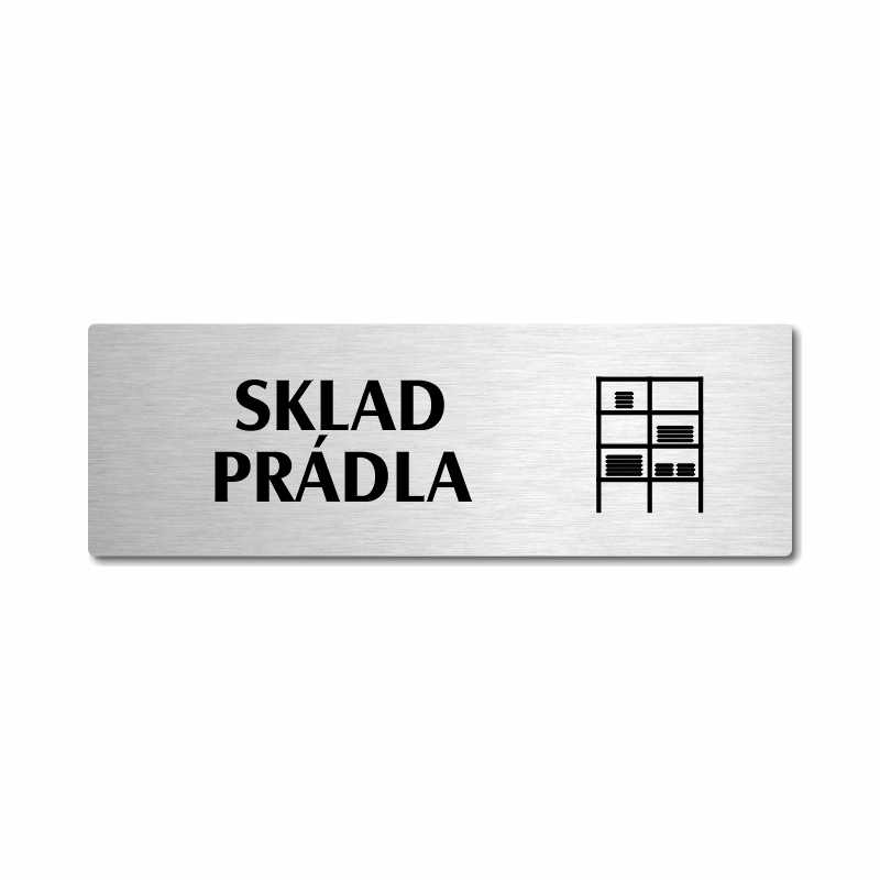 Sklad prádla, stříbrná popiska na dveře
